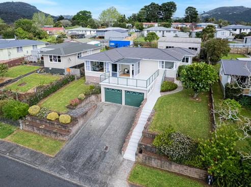 12 Ogle Crescent, Kamo