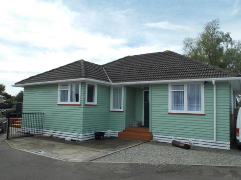 23A Robinson Crescent, Westbrook