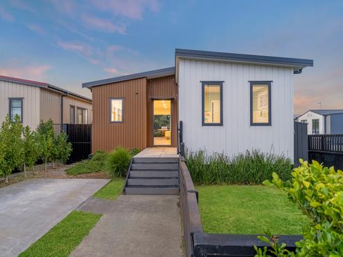 17 Pukanui Avenue, Totara Park