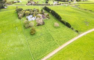 275 Parahaki Road, Waverley