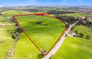 Consented 20-lot lifestyle development