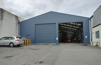 High stud warehouse - attractive rental rate