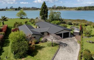 26 Lindoch Avenue, Te Puna