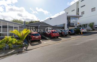 STUNNING EDEN TERRACE CHARACTER OFFICE