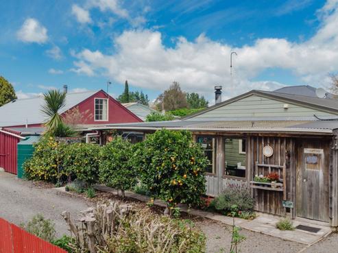 17 Coronation Street, Norsewood