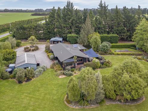 501 Courtenay Road, Darfield