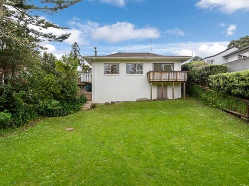24A Glamorgan Drive, Torbay