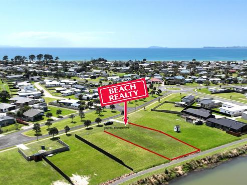 334 Harbour Drive East, Matarangi