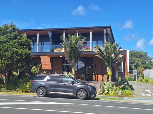 1155 South Road, Oakura