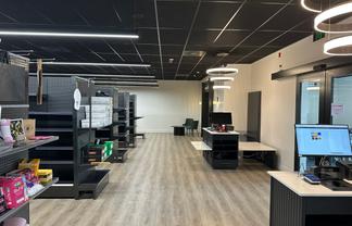 Near new, food grade showroom