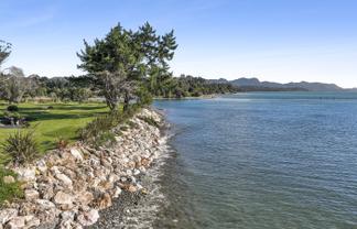 1232 Takaka-Collingwood Highway, Onekaka