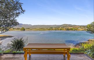1232 Takaka-Collingwood Highway, Onekaka