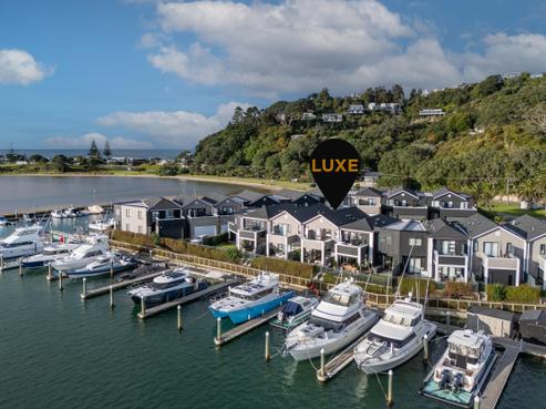 7/6 The Marina, Tairua