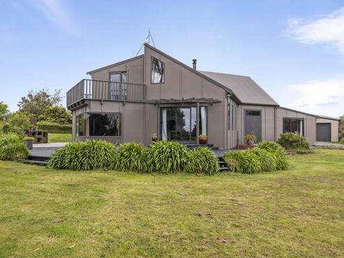 20 Kiri Road, Opunake
