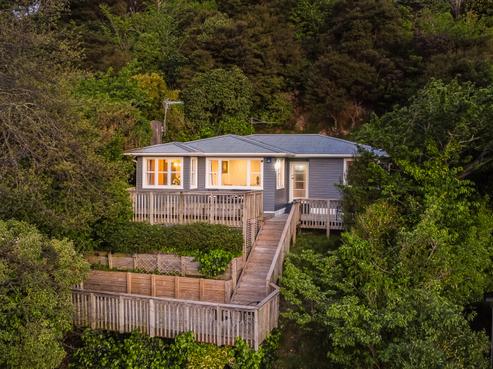16 Manor Drive, Stokes Valley