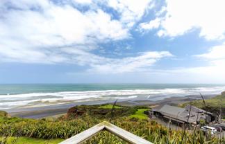 6/685 Karioitahi Road, Waiuku