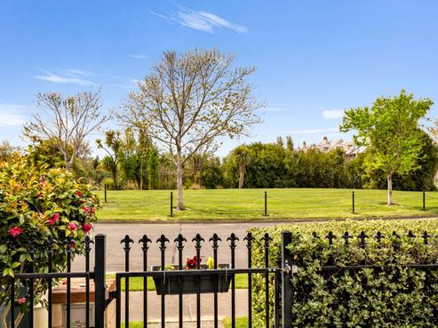 40 Waterford Avenue, Northwood