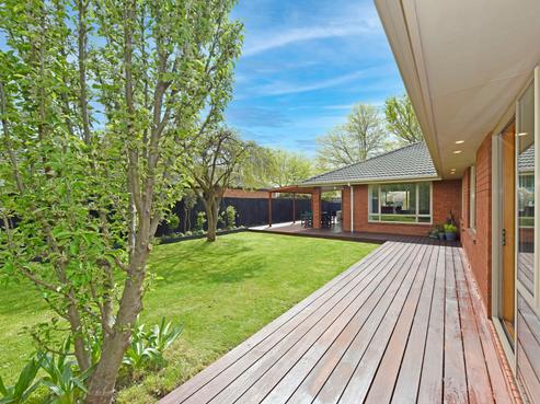 25 Chesterfield Mews, Russley