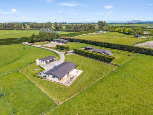 54 Bayley Road, Fernside