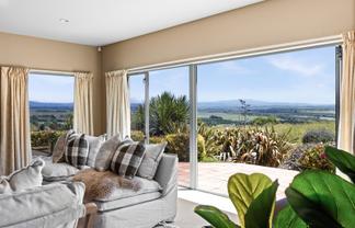 5 Whakapirau Road, Maraekakaho