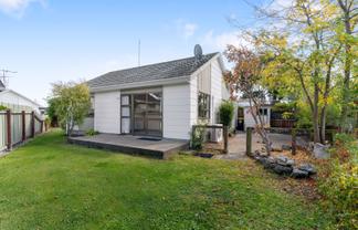 22b Raglan Street, Lansdowne