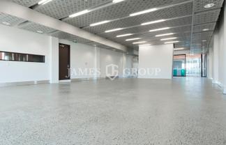 TIDY OFFICE 175M² WITH POLISHED CONCRETE