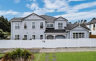 2 Piringa Street, Flat Bush