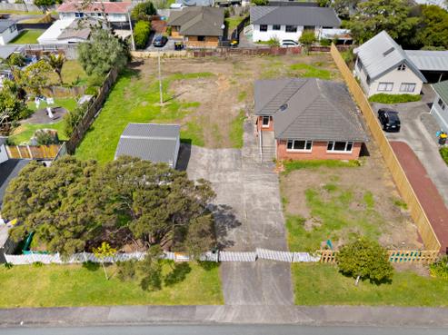 57 Taioma Crescent, Te Atatu Peninsula