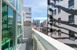 2/3 Holland Street, Te Aro