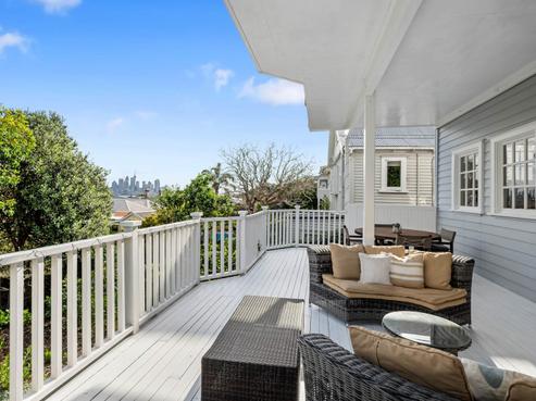 3/15A Kerr Street, Devonport