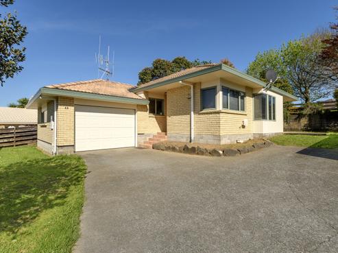 52 Robins Road, Judea