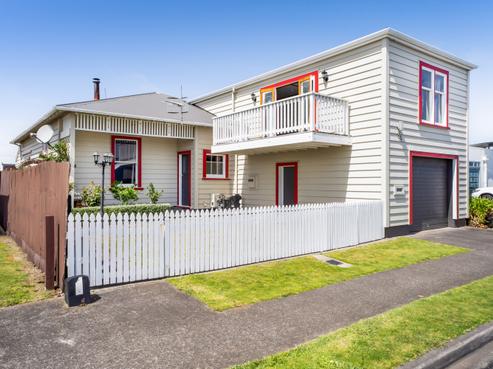 54 Disraeli Street, Hawera