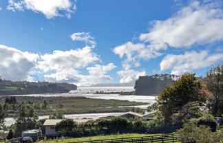 2 Turanga Road, Whitford