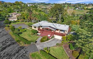 2 Turanga Road, Whitford