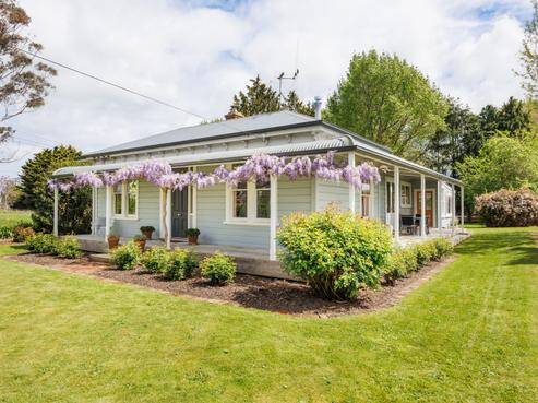 11 Lawton Road, Feilding