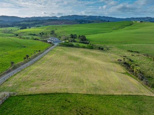 989E Kaiwaka-Mangawhai Road, Kaiwaka