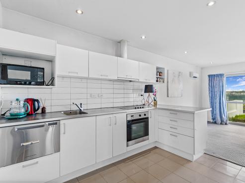 5/60E Masons Road, Oteha