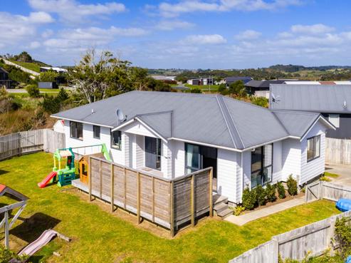 9 Northcoast Place, Mangawhai Heads