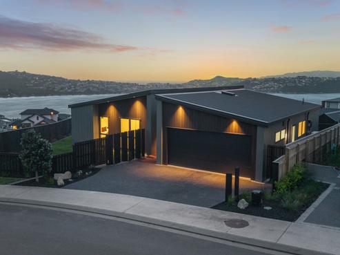 6 Okupe Grove, Aotea