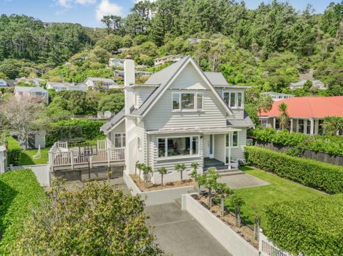 97 Muritai Road, Eastbourne