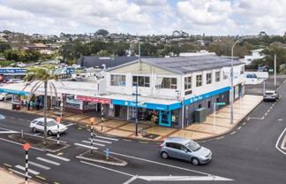 Beachside Retail with Village Vibe