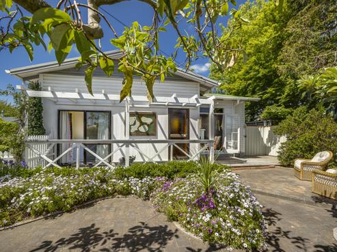1209 Caroline Road, Mayfair