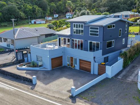 272 Thames Coast Road, Thornton Bay