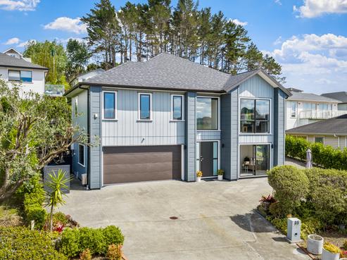 35 Bella Vista Drive, Gulf Harbour