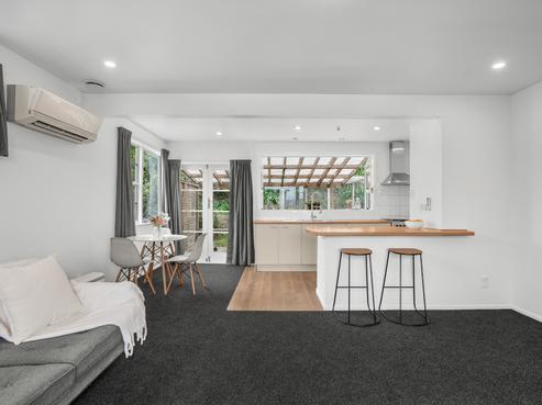 9 Laburnum Grove, Maungaraki