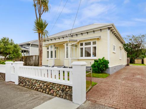 21 Nelson Street, Petone