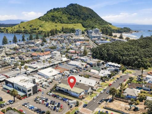 2/18 May Street, Mount Maunganui