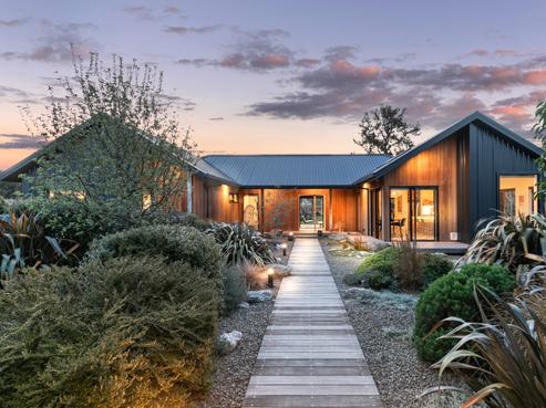5 Loach Road, Hawea Flat