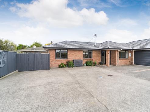 14C Rata Street, Roslyn
