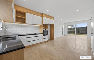 6 Longview Oak Lane, Rosehill